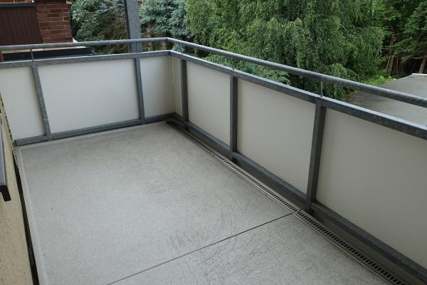 August-Bebel-Straße 4 (WE 202) - Balkon